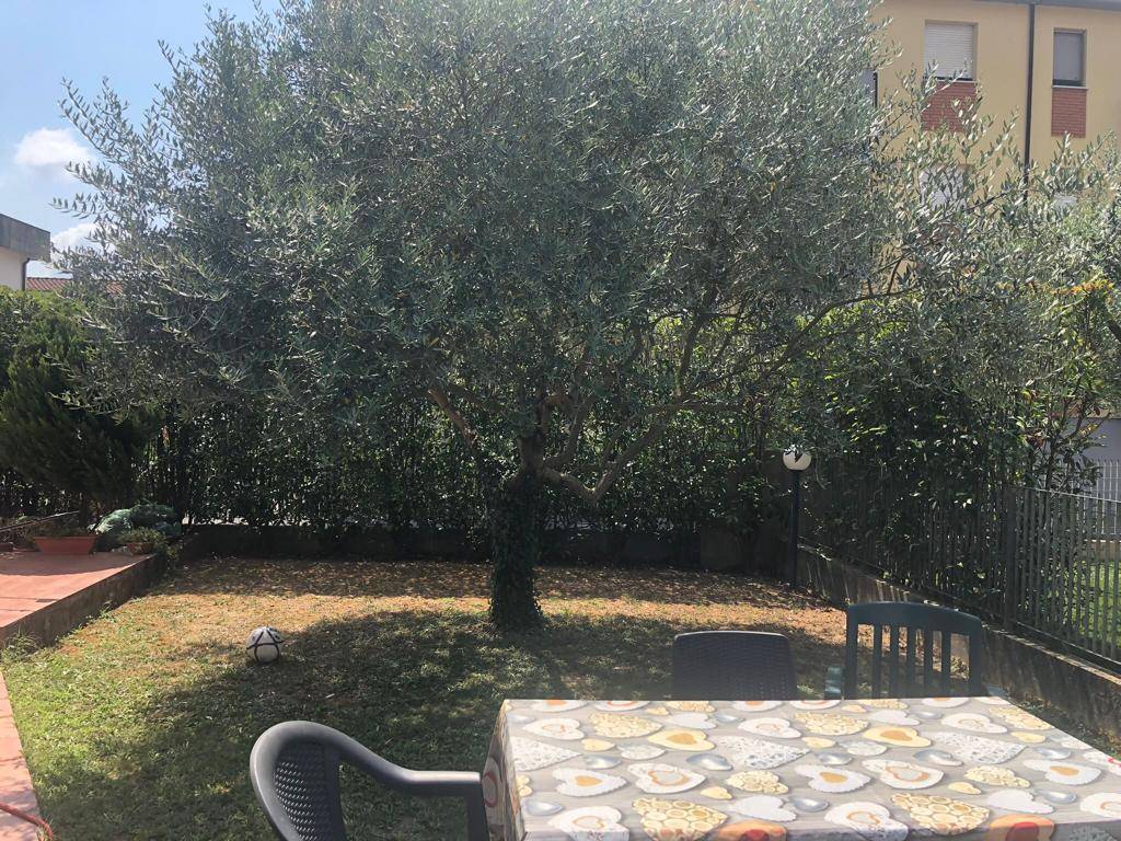 Villetta a schiera in Vendita a Aulla Massa Carrara