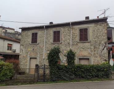 Casa Indipendente in Vendita a Fivizzano Massa Carrara