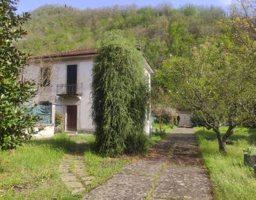 Villa in Vendita a Licciana Nardi Massa Carrara