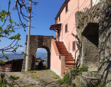 Casa Semindipendente in Vendita a Aulla Massa Carrara