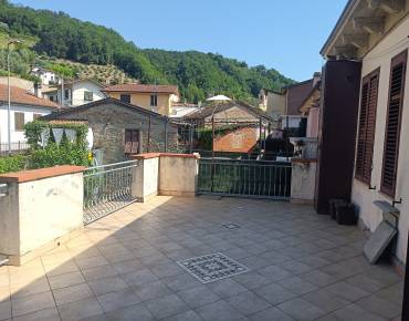 Appartamento in Vendita a Licciana Nardi Massa Carrara