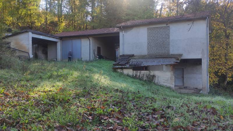 Rustico / Casale in Vendita a Aulla Massa Carrara