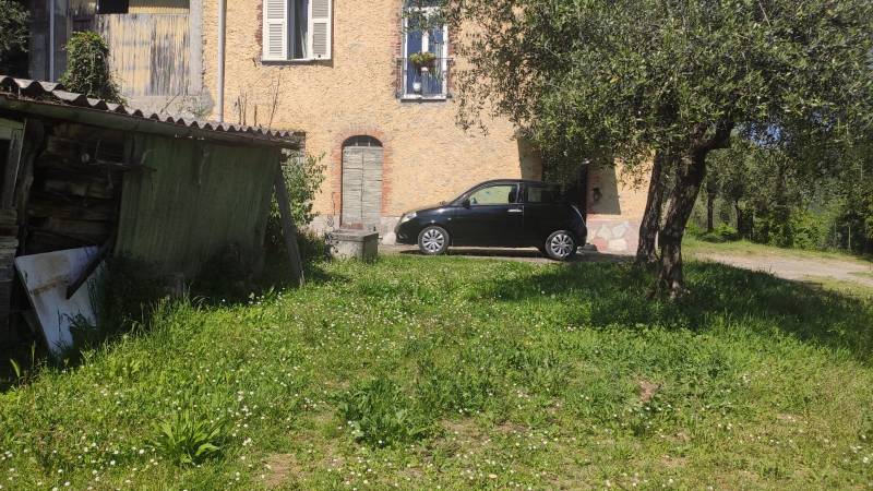 Appartamento indipendente in Vendita a Licciana Nardi Massa Carrara