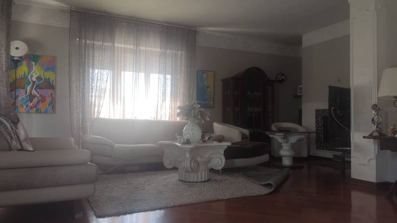 Villa in Vendita a Licciana Nardi Massa Carrara