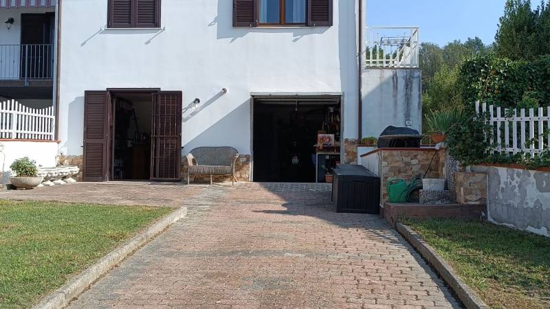 Villetta a schiera in Vendita a Aulla Massa Carrara