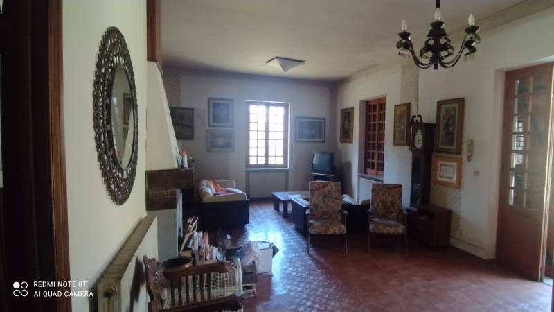 Villa in Vendita a Licciana Nardi Massa Carrara