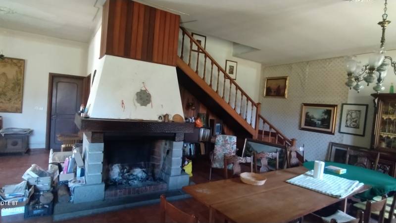 Villa in Vendita a Licciana Nardi Massa Carrara