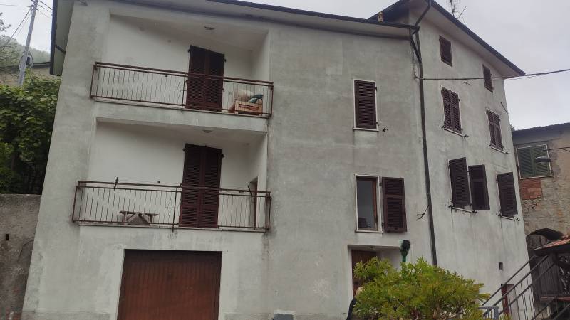 Casa Semindipendente in Vendita a Licciana Nardi Massa Carrara