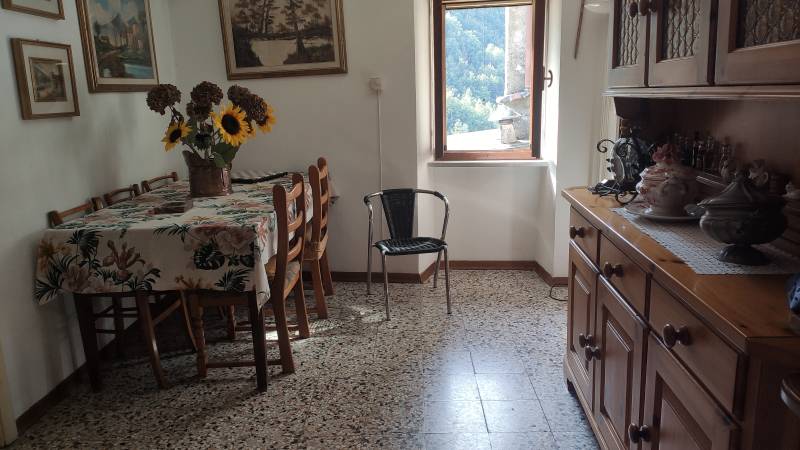 Casa Semindipendente in Vendita a Comano Massa Carrara