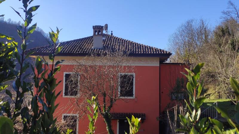 Casa Indipendente in Vendita a Licciana Nardi Massa Carrara