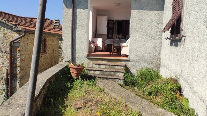 Casa Indipendente in Vendita a Fivizzano Massa Carrara