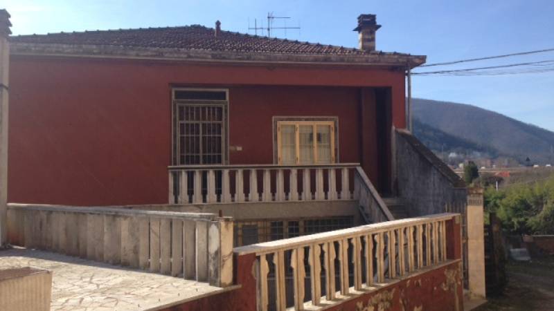 Casa Indipendente in Vendita a Aulla Massa Carrara